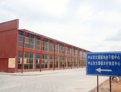 紅古軒 技術(shù)驅(qū)動(dòng)下的古典家居創(chuàng)新與數(shù)字化轉(zhuǎn)型之路